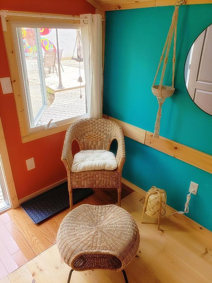 New Buddha Bing Unique Experience Cottage And Cabins Tobermory Exterior photo